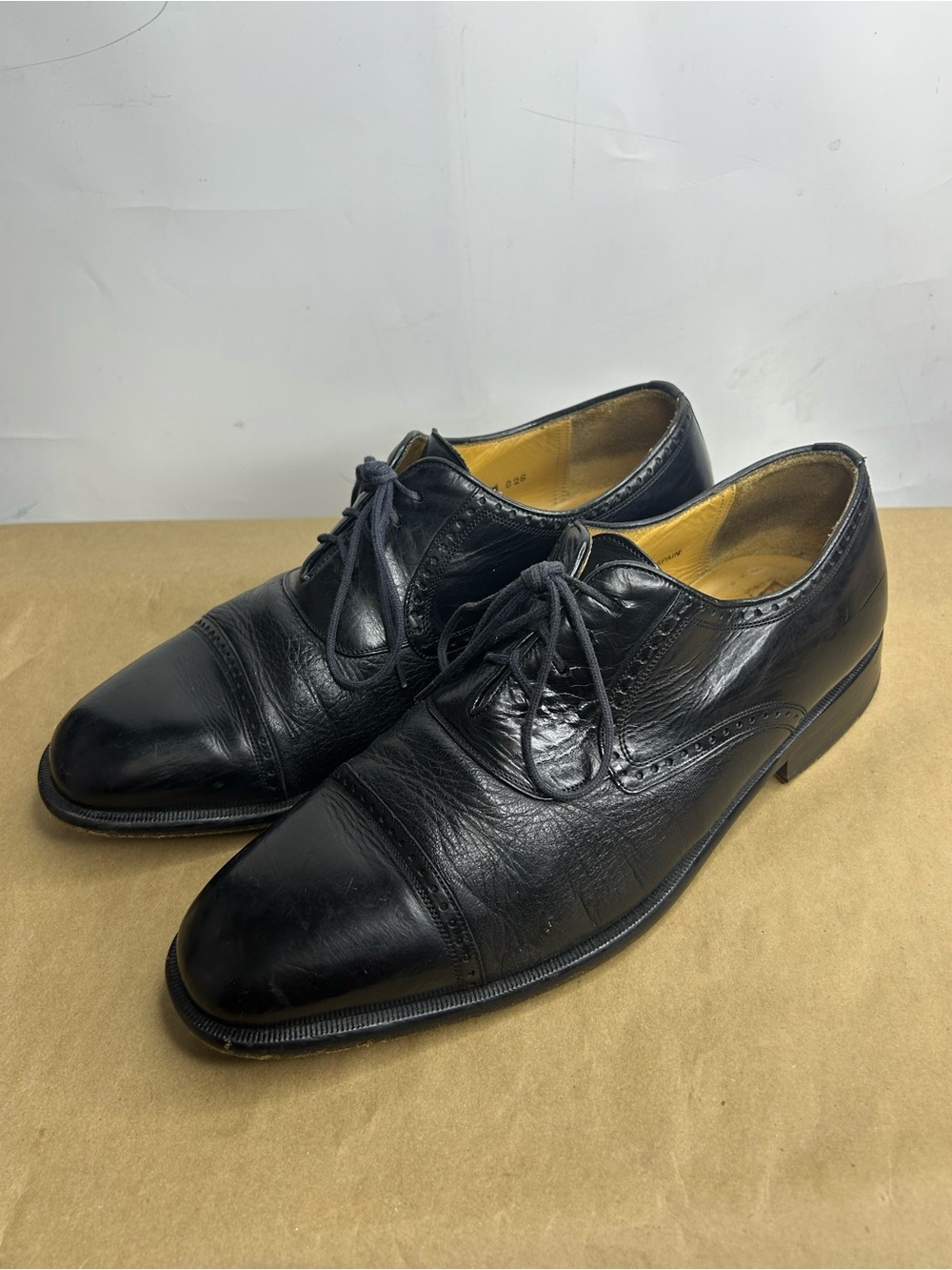 Mezlan Nicola Capri Oxford Cap Toe Dress Shoes Men's Size 8.5